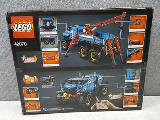 LEGO Technic 6x6 All Terrain Tow Truck 42070 Building Kit (1862