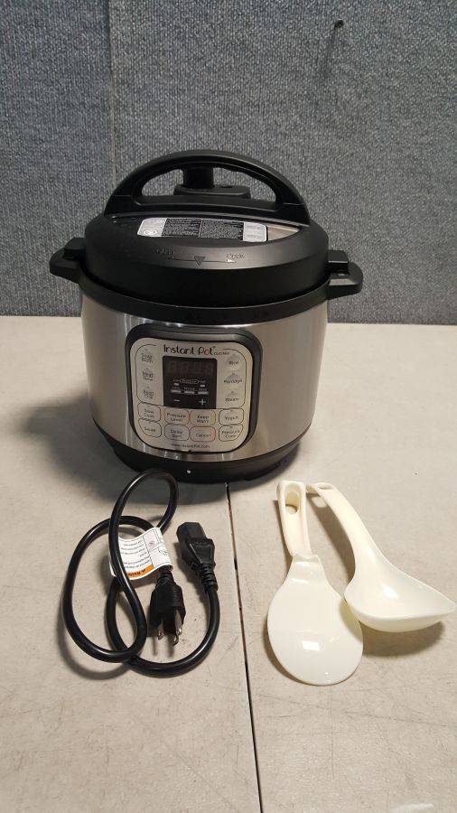 Instant Pot Duo Nova 7-in-1 Electric Pressure Cooker, Sterilizer