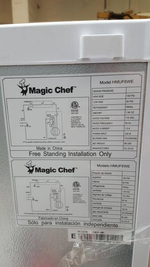 HMUF6WE by Magic Chef - 5.8 cu. ft. Upright Freezer