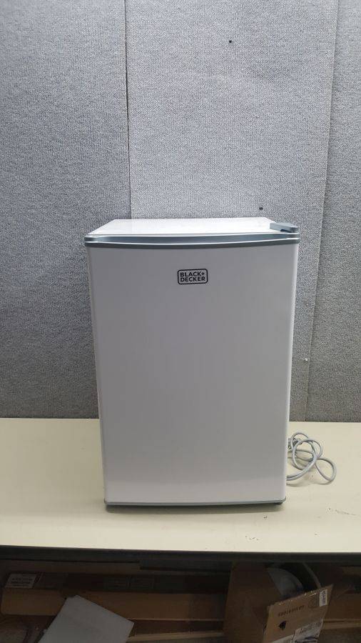 BLACK+DECKER BCRK25W 2.5 Cu. Ft. Compact Refrigerator,White