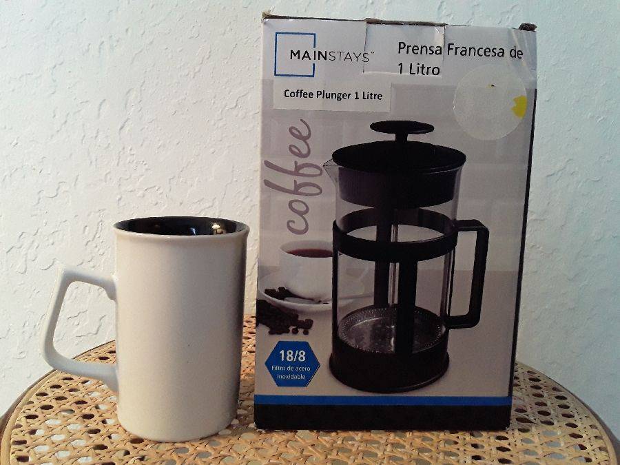 Mainstays Coffee Press 1 Liter Model: No. KCM10A. (New)(M13