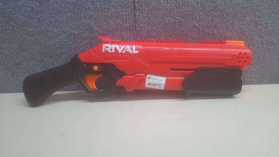 Overskyet Necklet Græder NERF Rival Takedown XX-800 Blaster -- Pump Action, Breech-Load, 8-Round  Capacity, 90 FPS, 8 Official Rival Rounds -- Team Red Auction | Auction  Synergy