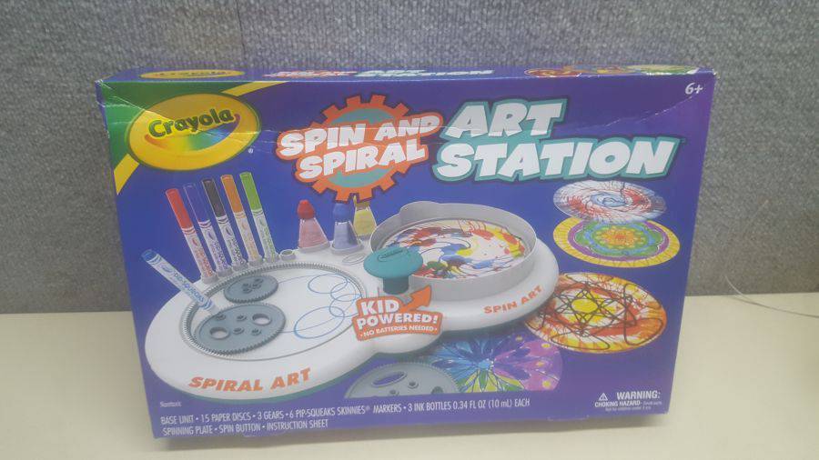Crayola Spin & Spiral Art Station, DIY Crafts, Toys for Boys & Girls, Gift,  Age 6, 7, 8, 9
