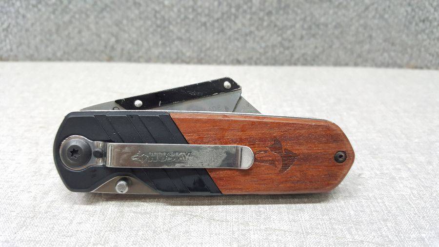 Husky 2-in-1 FOLDING UTILITY KNIFE & SPORTING KNIFE