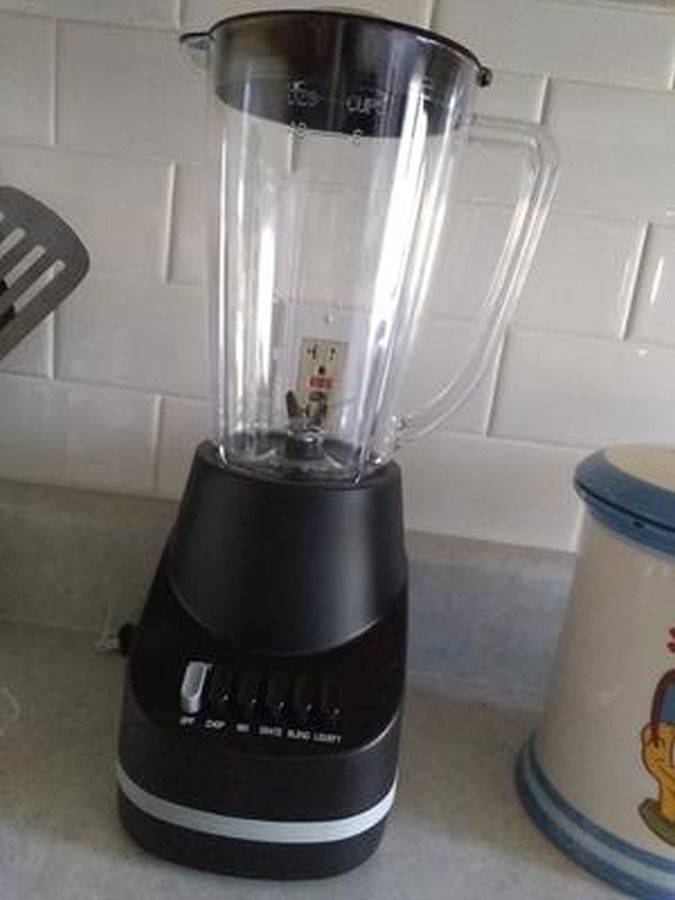 Mainstays 6 Speed Blender with 48 Ounce Jar - Black - 1.5 L