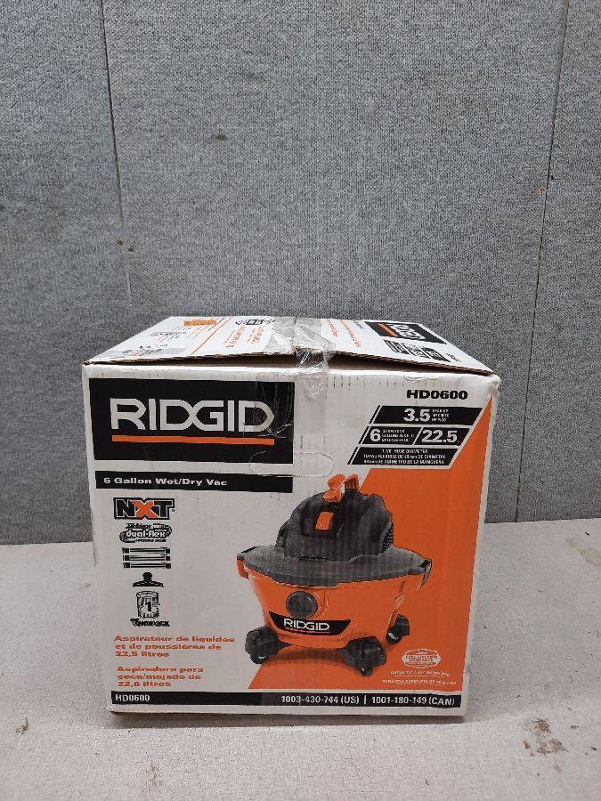 RIDGID 6 Gal. 3.5-Peak HP NXT Wet/Dry Shop Vacuum with Filter