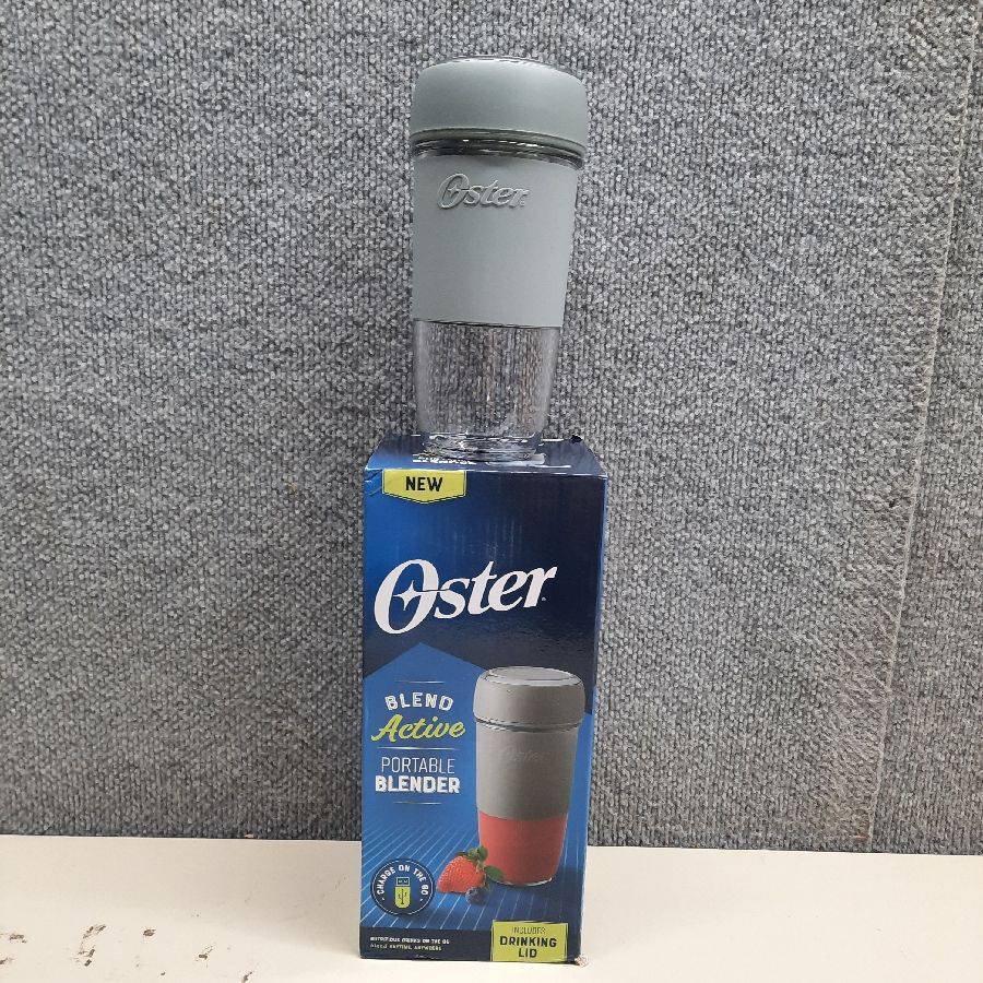 Oster Blend Active Portable Blender with Drinking Lid, USB Chargeable  Personal Blender, Gray Auction