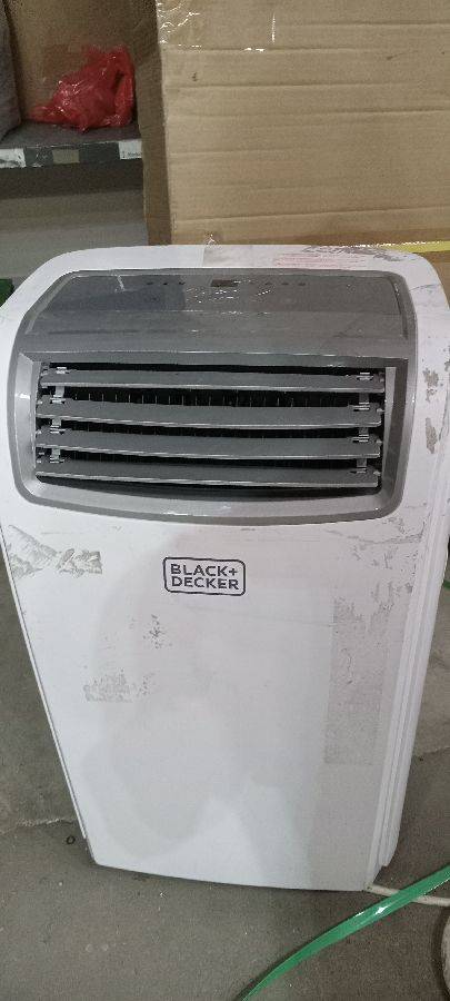 BLACK+DECKER 14000 BTU Portable Air Conditioner for 700