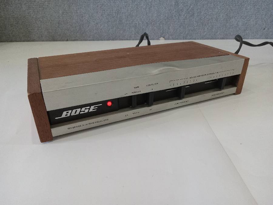 BOSE 901 Series IV Active Equalizer (M20) Auction | Auction Synergy