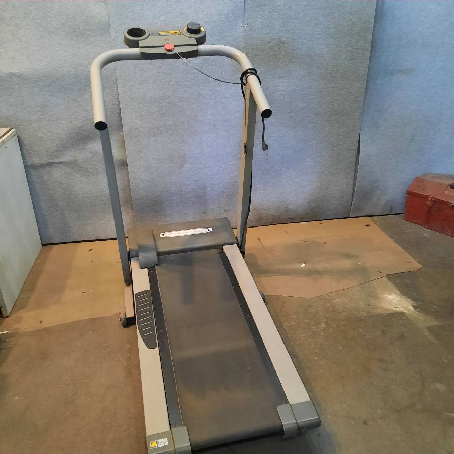 Cadence outlet c22 treadmill