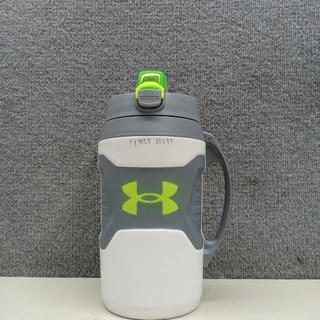 Under Armour Playmaker Sport Jug Water Bottle with Handle Foam Insulated &  Leak Resistant 64oz White/Steel Auction