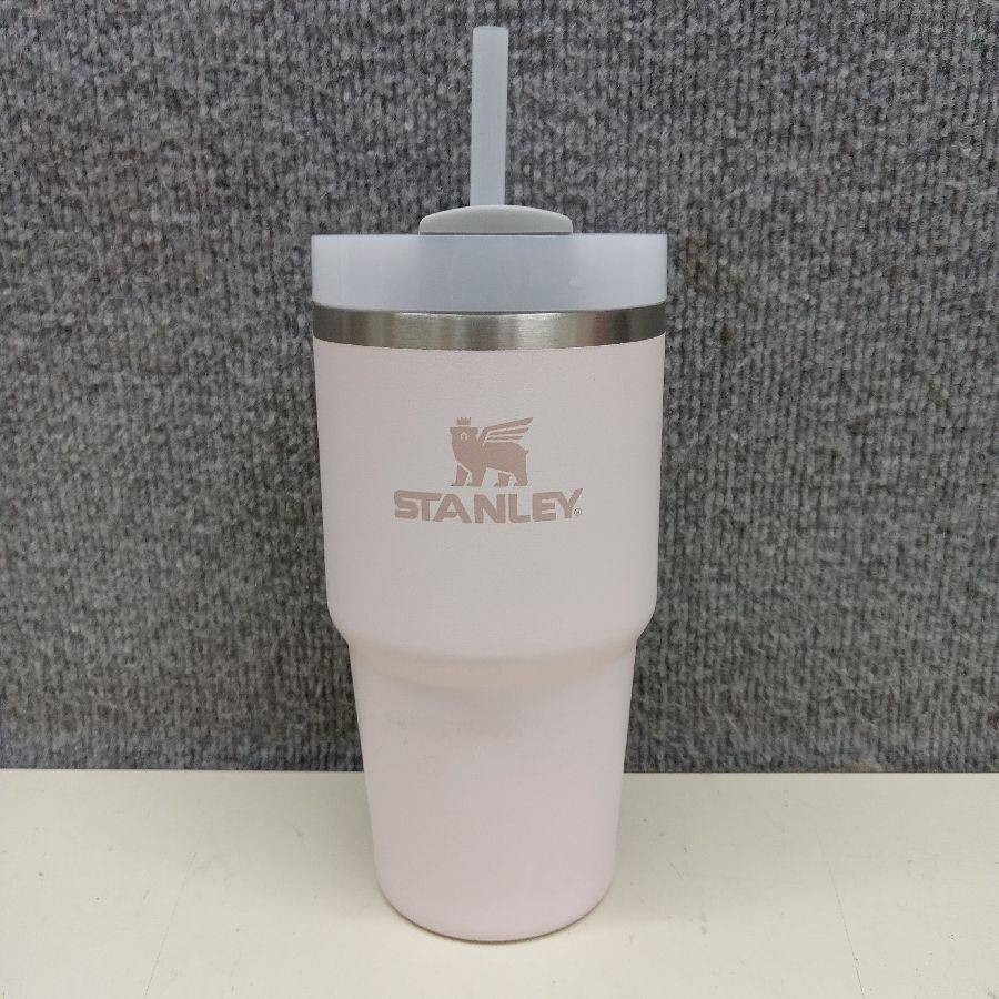 The Quencher H2.0 20 oz tumbler, Stanley