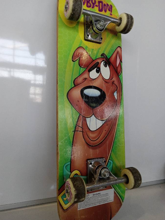 2002 Hanna & Barbera Scooby-Doo Doo Skateboard 274 Auction