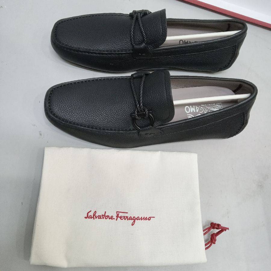 Mens SALVATORE FERRAGAMO Peter Nero Calf Light Grey Skin LNG