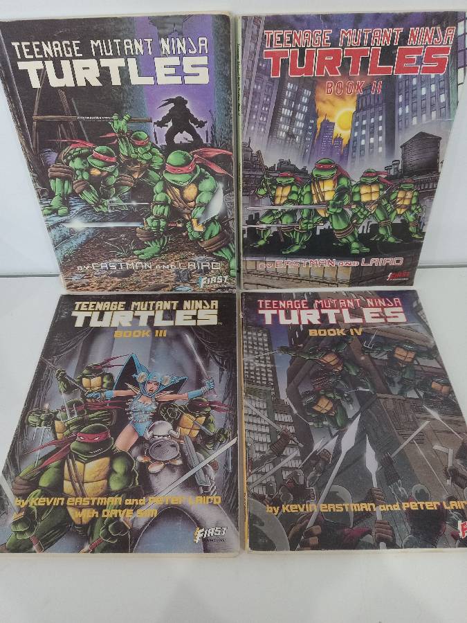 Vintage Teenage Mutant Ninja Turtles Collection Graphic Novel Set