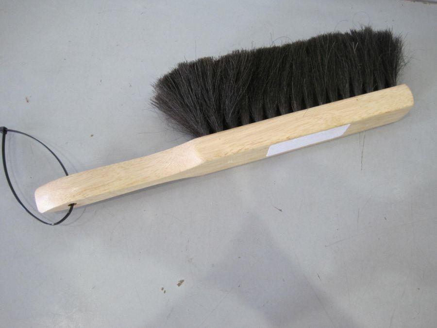 7 Bench Brush