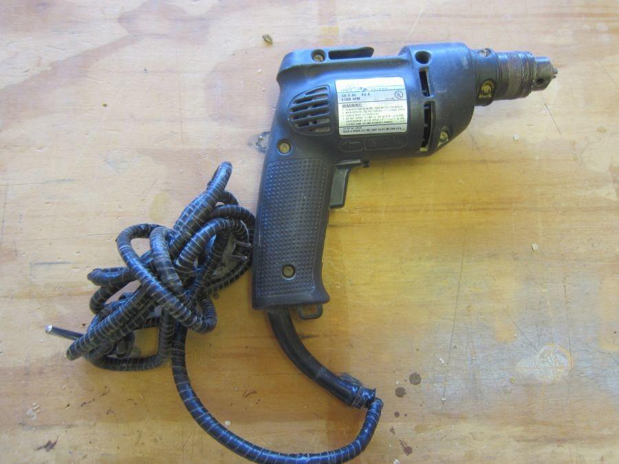 Black & best sale decker professional drill