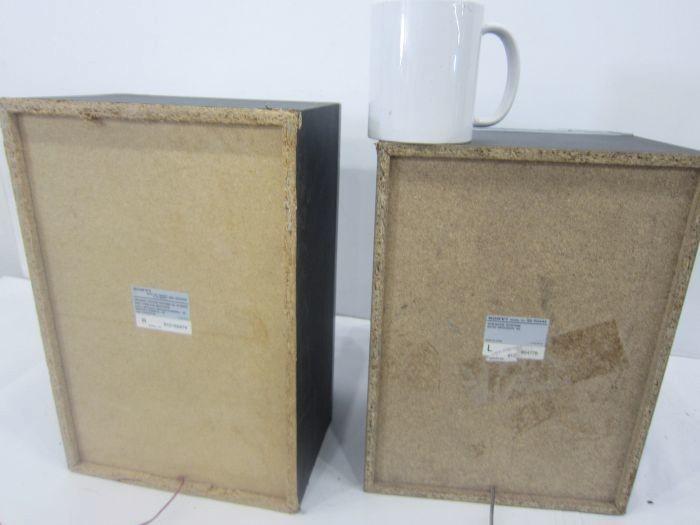 Lot Of 2 Sony Stereo Speakers 53-GXSSS/SS-RG444. Auction | Auction