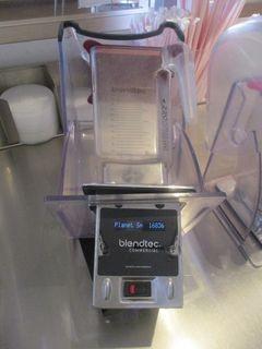 BlendTec Connoisseur 825 Commercial Blender Model Auction