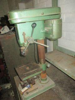 【北見市発】5SPEED DRILL PRESS CH-13N 1995年製 緑 卓上 金属加工 穴あけ (D6700rawY) Grizzly G0758 6 in. Swing 950-Speed 3/4 HP Mill/Drill, 6 x 20in