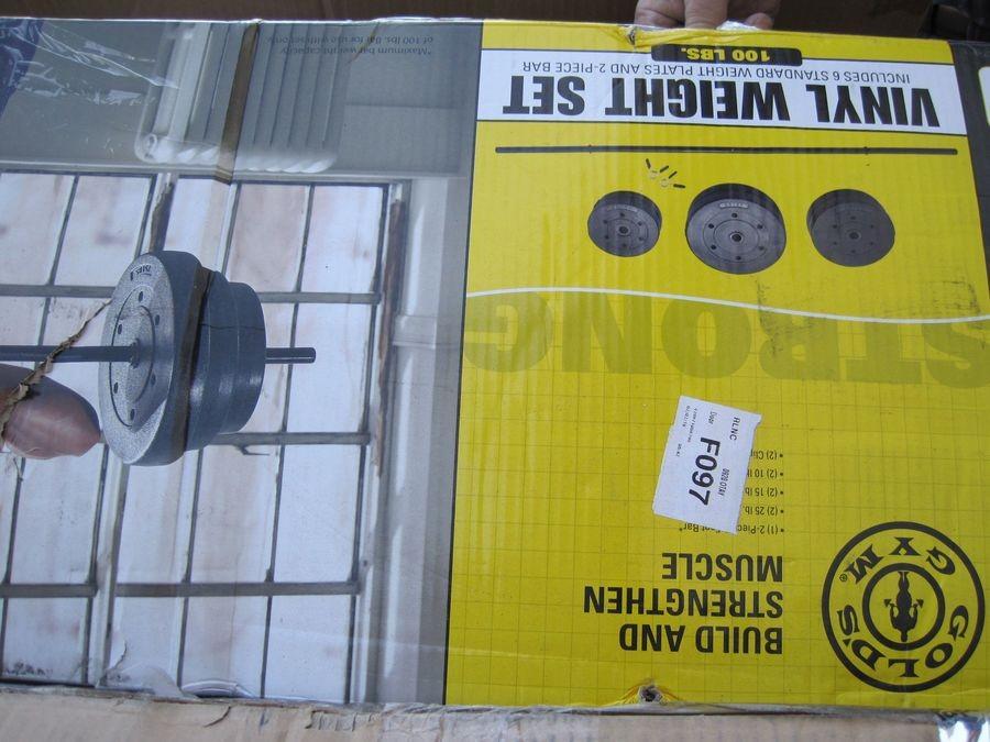 Gold's gym vinyl online weight set 100 lbs